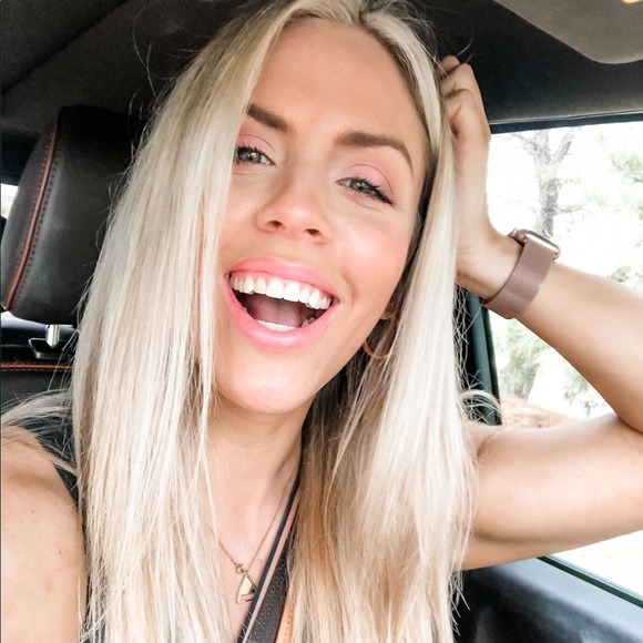 Meet your Posher, Tailor - Picture 1 of 1